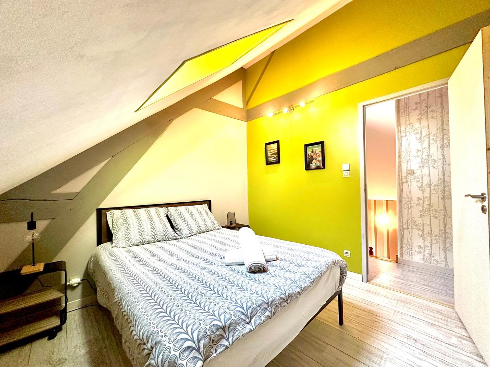 Le Gîte d'en Bas Quesnoy-le-Montant Luaran gambar