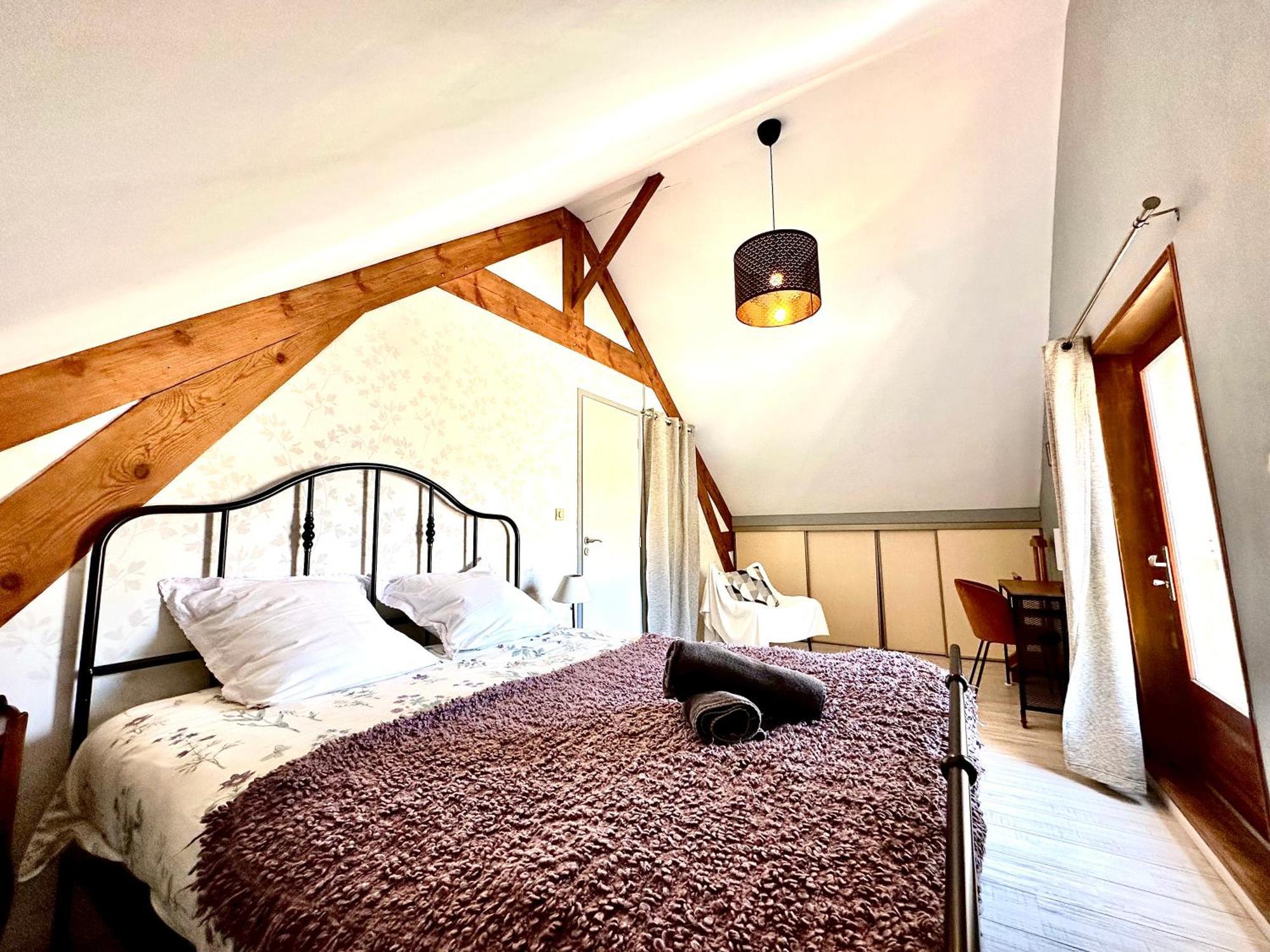 Le Gîte d'en Bas Quesnoy-le-Montant Luaran gambar