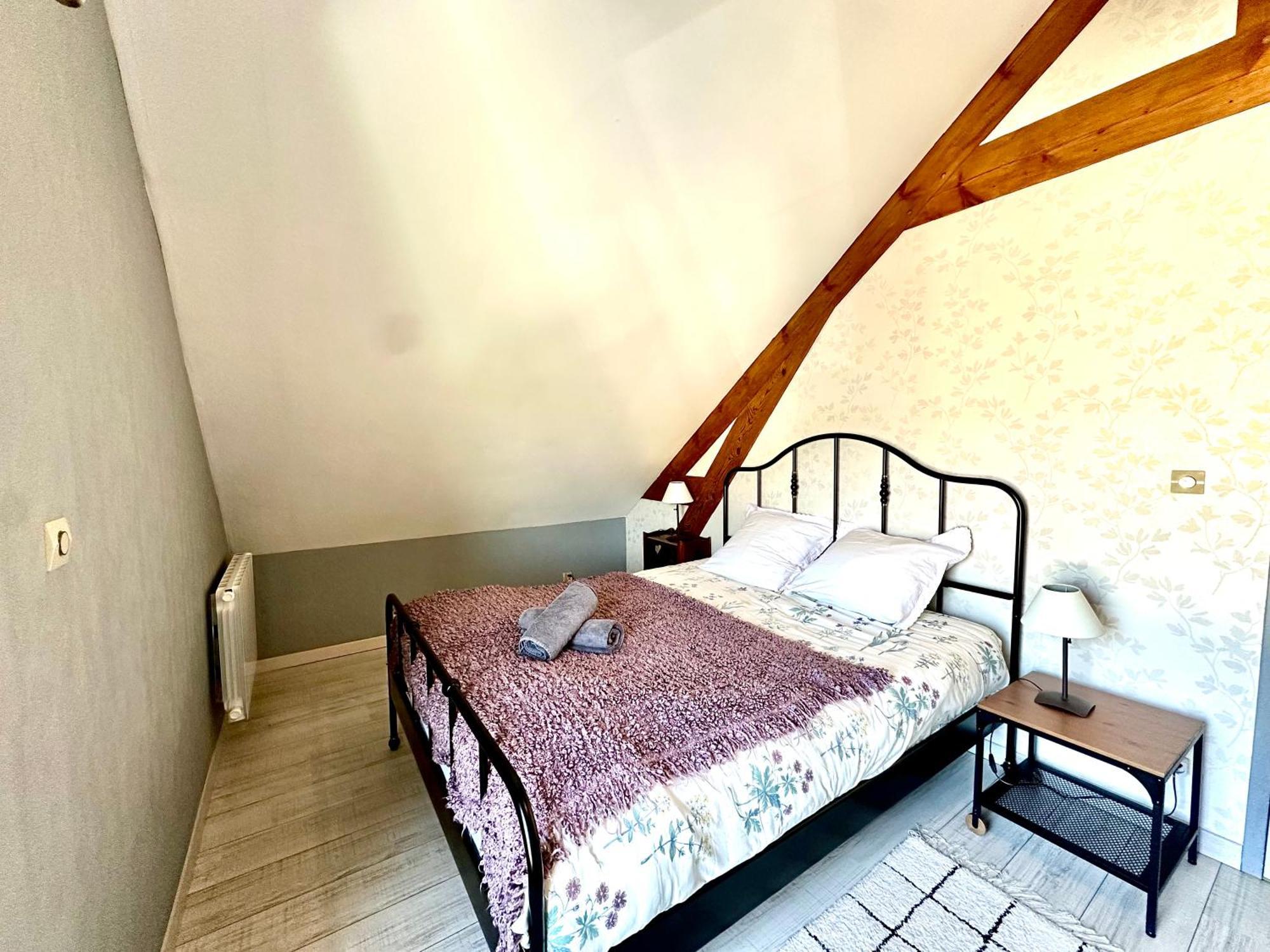 Le Gîte d'en Bas Quesnoy-le-Montant Luaran gambar